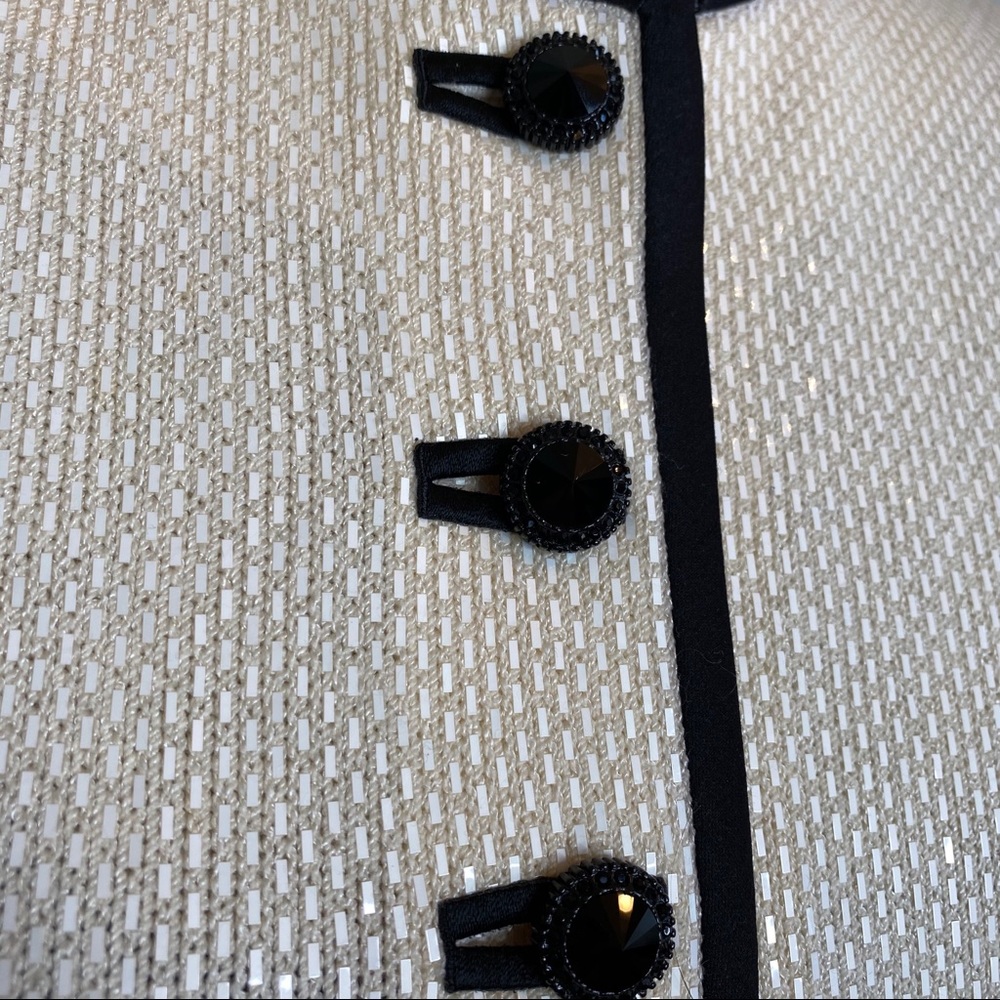 St. John by Marie Gray Sequin White/Black Blazer - Picture 6 of 8